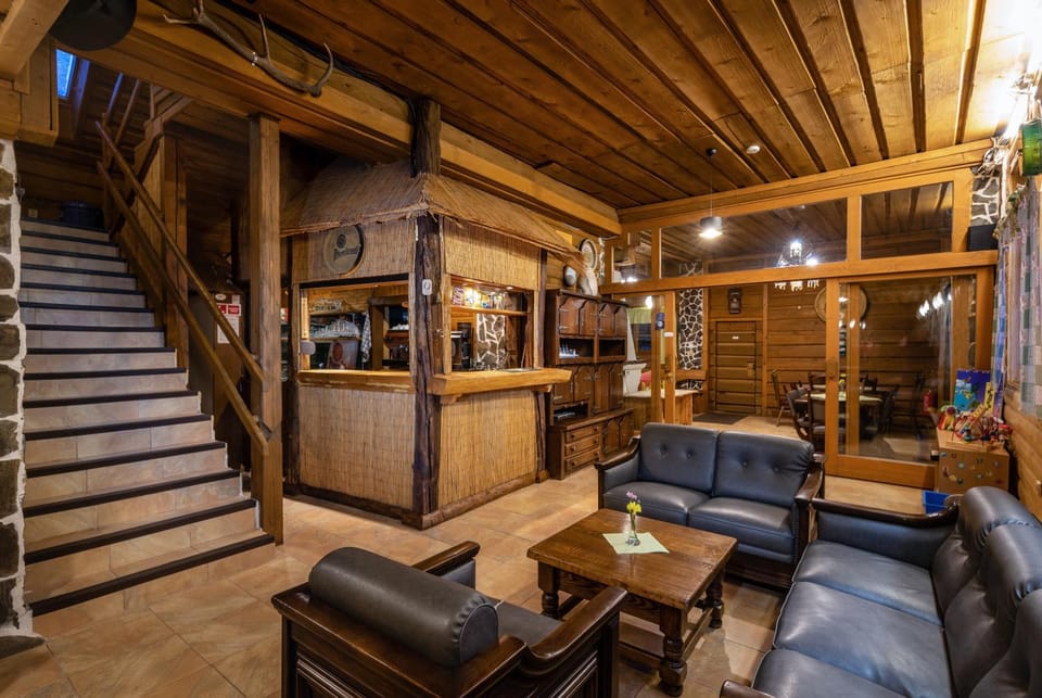Lobby or reception, Seating area