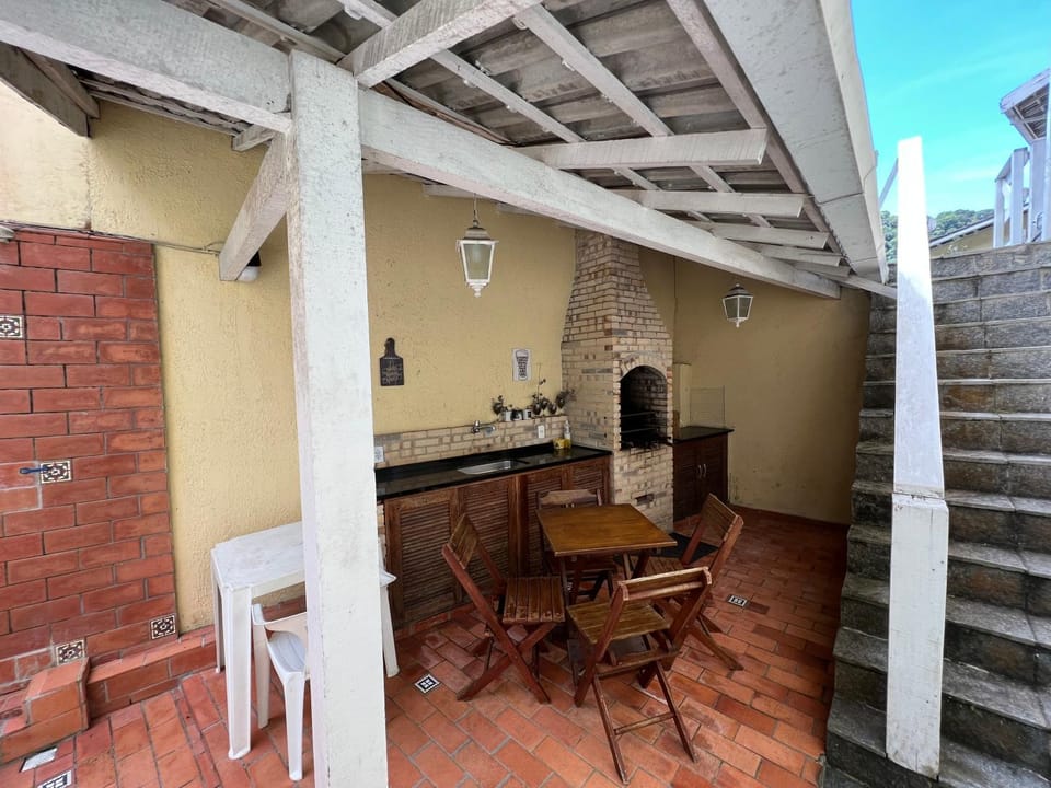 Aconchego em Teresópolis com piscina privativa próximo a feirinha House in State of Rio de Janeiro