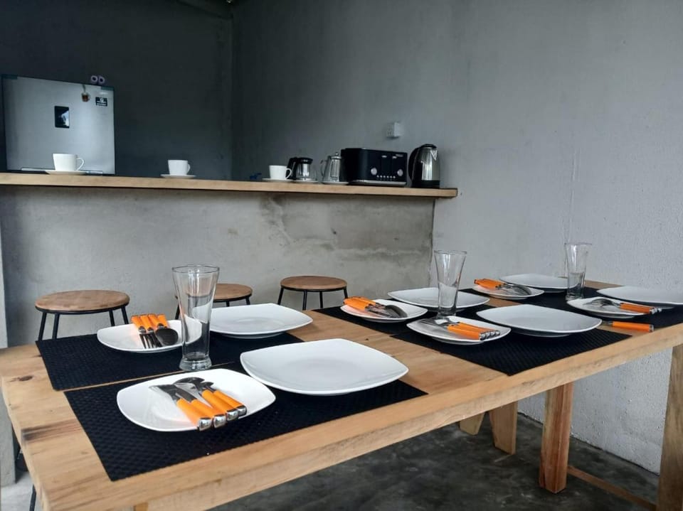 Restaurant/places to eat, Dining area