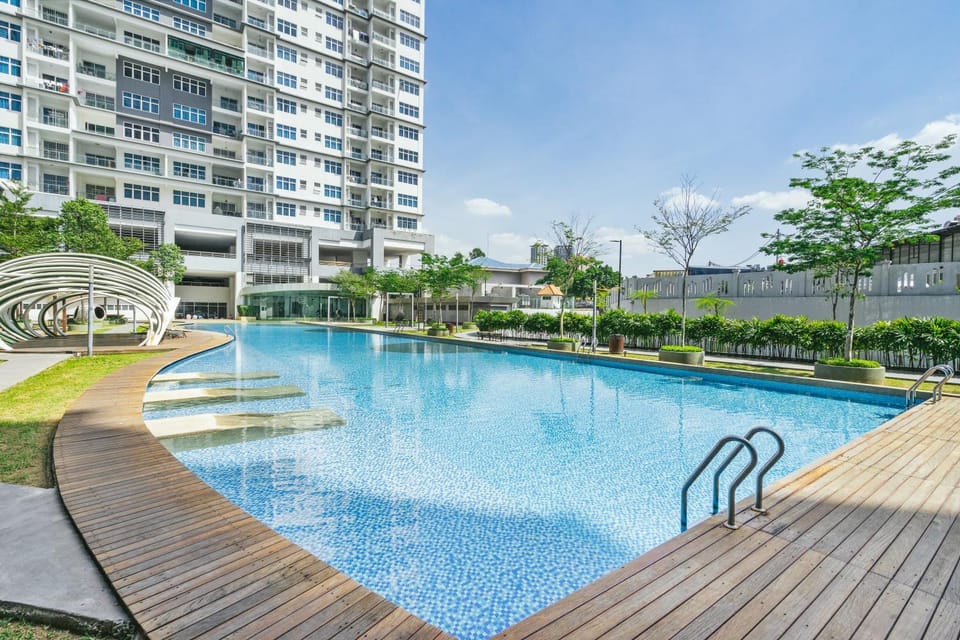 Property building, Swimming pool