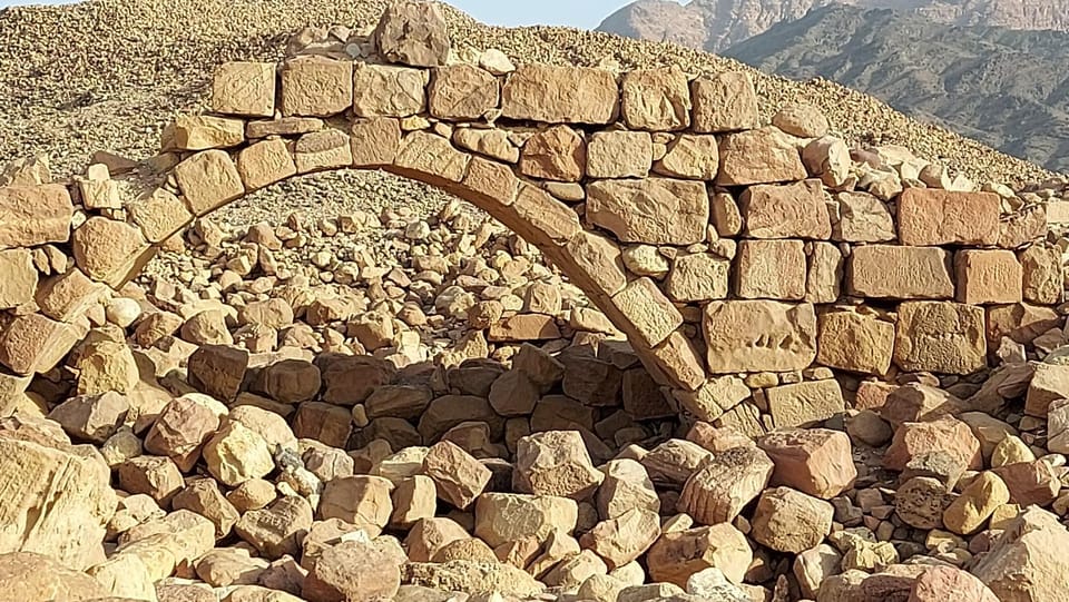 Wadi Ghwere Camp مخيم وادي الغوير Inn in South District