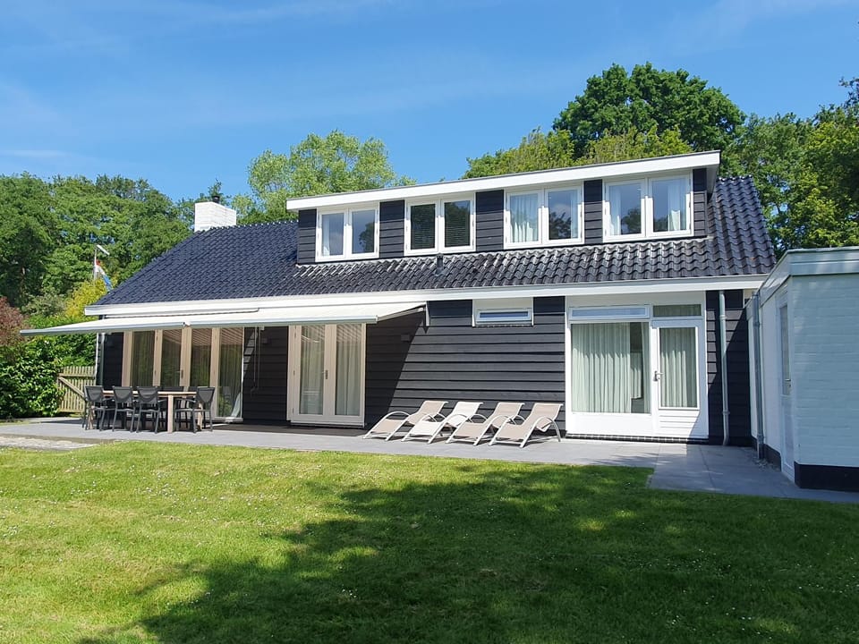 De Egel House in Oostkapelle