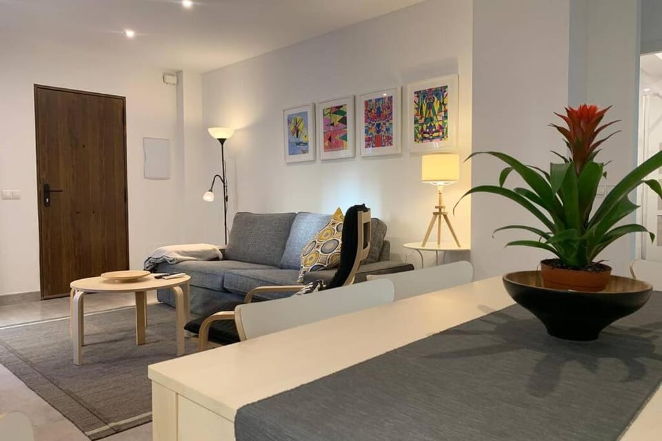 RENOVATED HOUSE IN OLD TOWN MARBELLA. House in Marbella