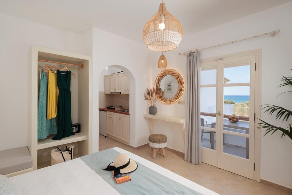 Bedroom, Sea view