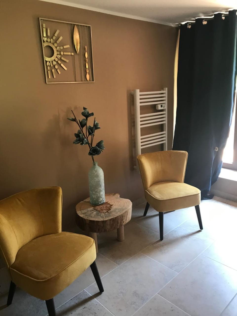 Seating area