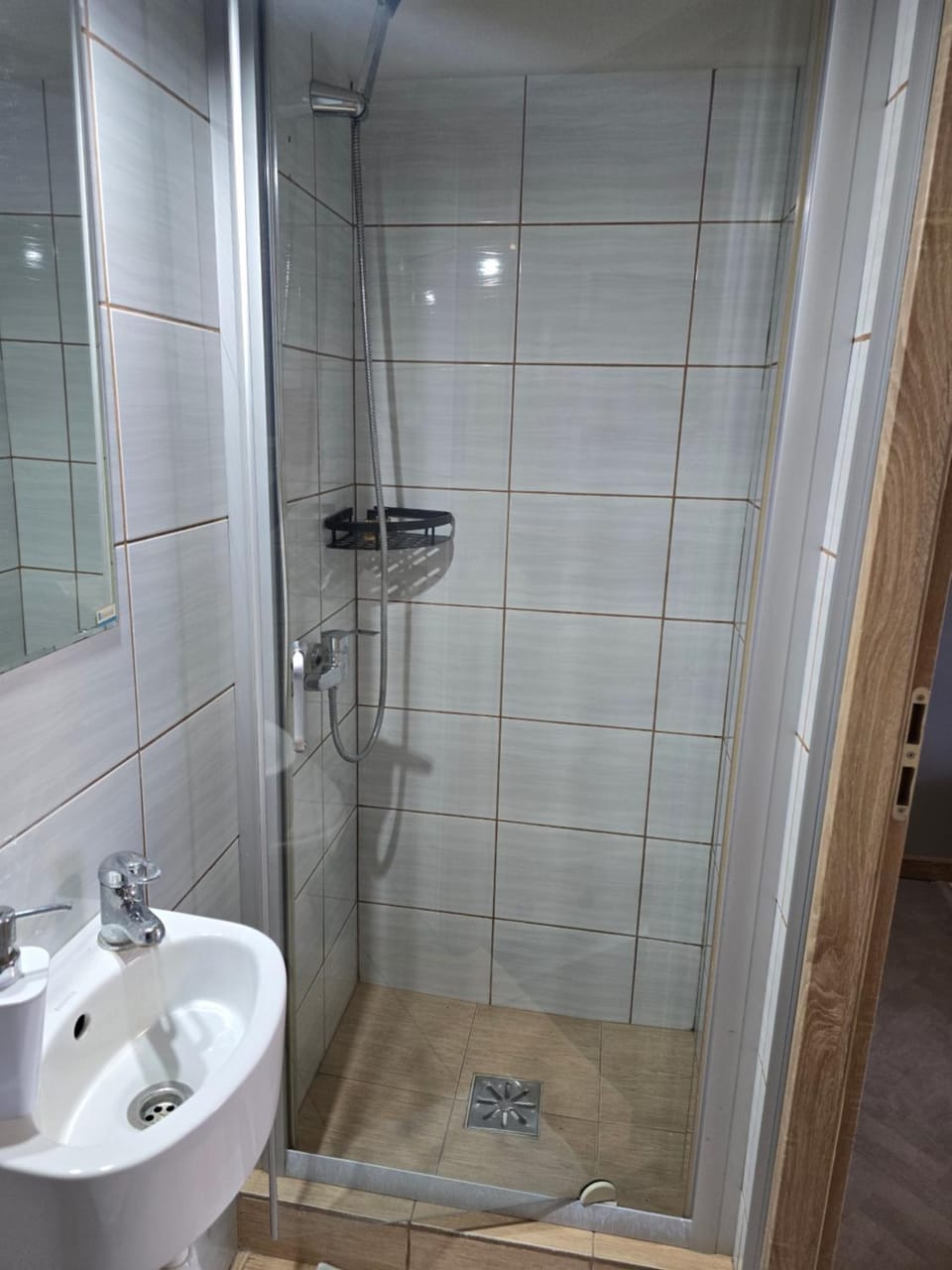 Eldom-Noclegi Pracownicze Daleka 12 Vacation rental in Greater Poland Voivodeship