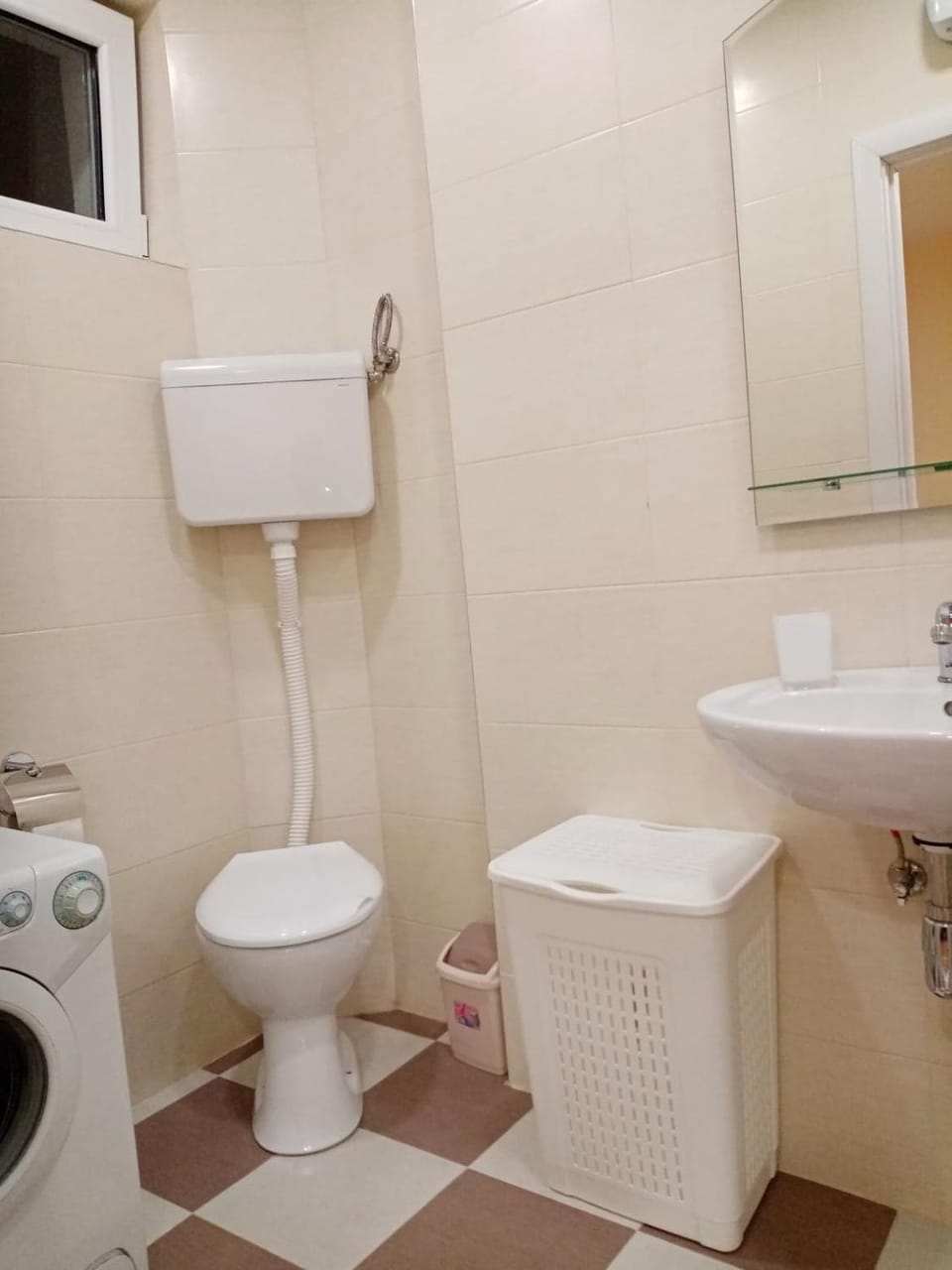 Toilet, Bathroom, washing machine