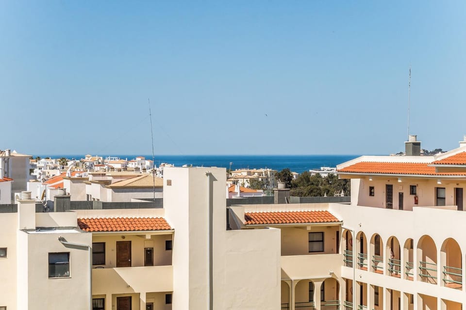Window Paradise By ALzira Apartment in Albufeira
