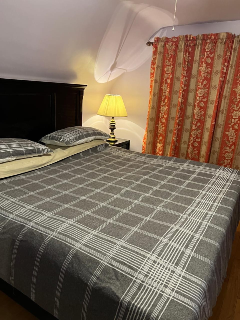 Comfort Home Toronto Bed and Breakfast in Toronto