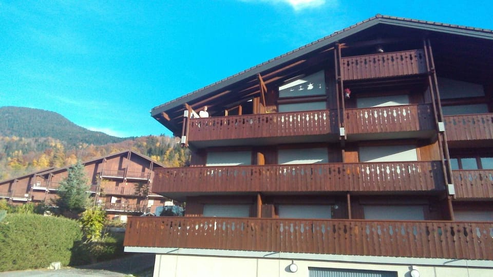 Neighbourhood, Balcony/Terrace, Other, Parking