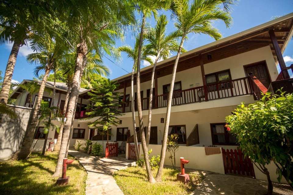 Patio, Garden, Balcony/Terrace