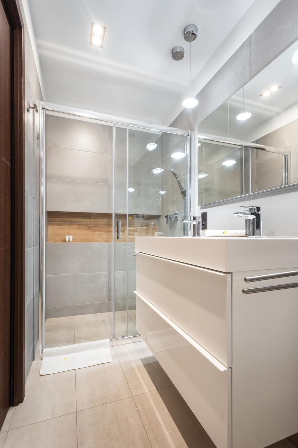 Shower, Bathroom, Inner courtyard view
