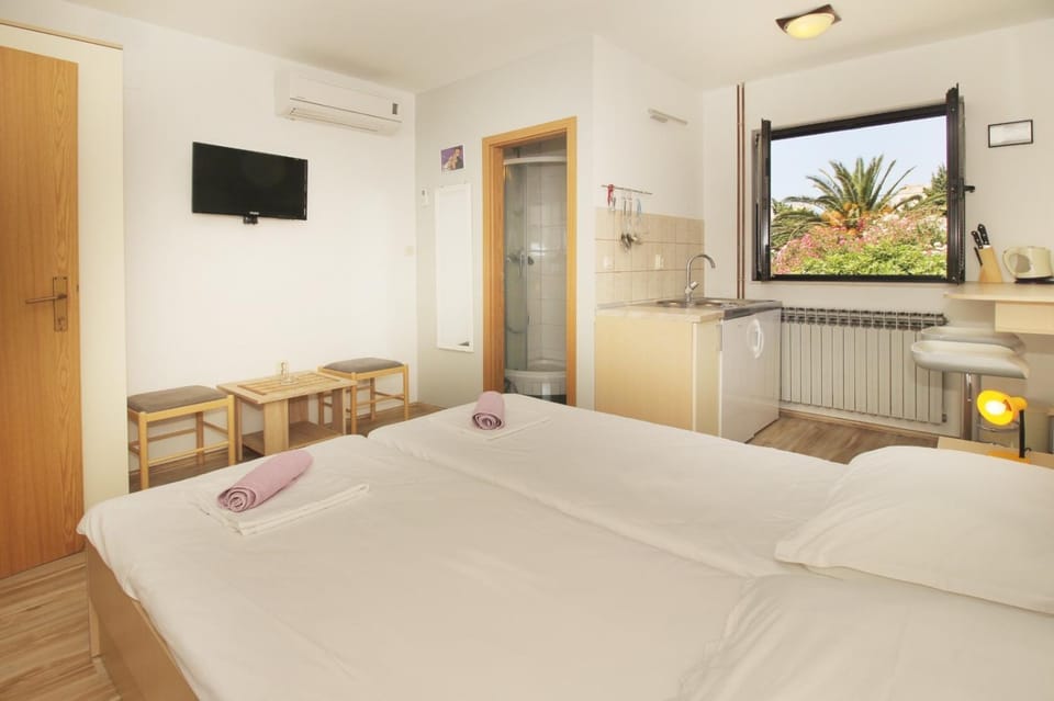 Obradović rooms & apartments Bed and Breakfast in Makarska