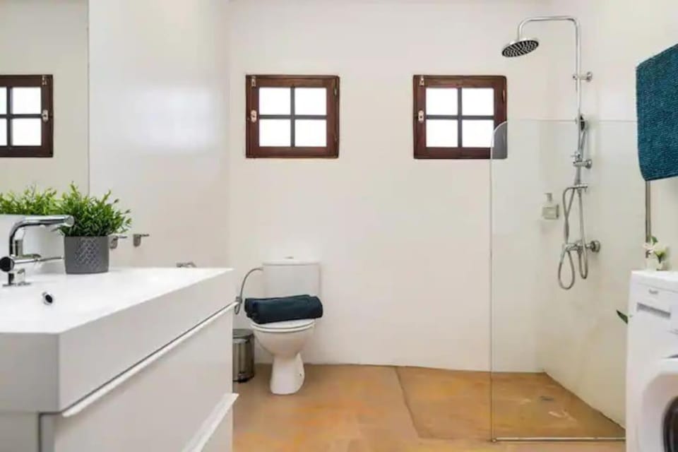 Playa Marina Eco Bungalow – Arrieta View House in Isla de Lanzarote