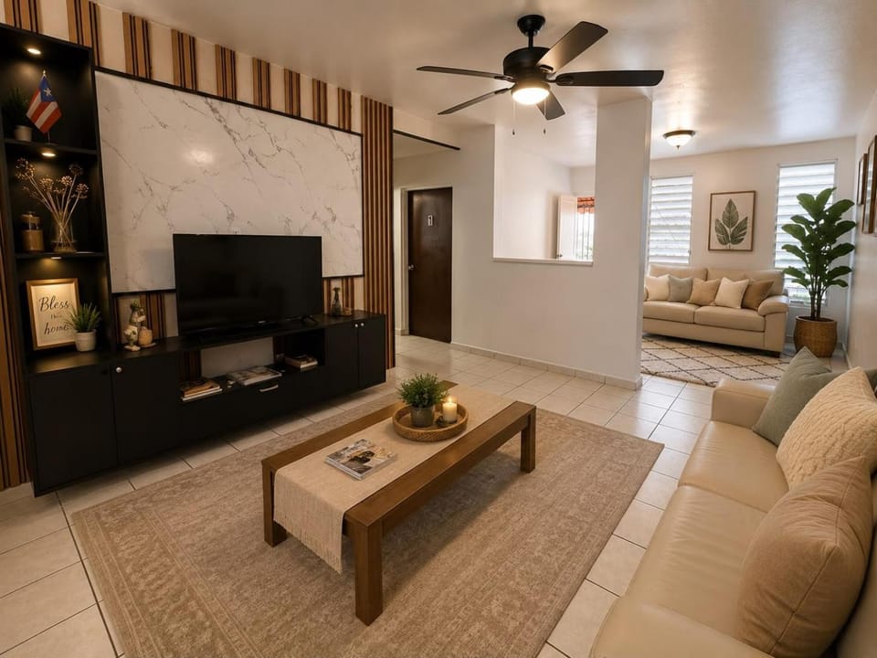 Communal lounge/ TV room, TV and multimedia, Living room, Seating area