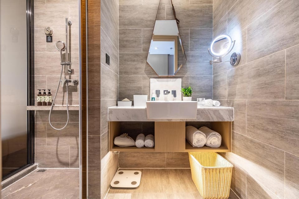 Atour Hotel Wuhan Impression City Qingshan Hotel in Wuhan