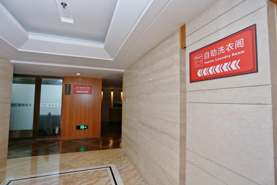 laundry, laundry, elevator
