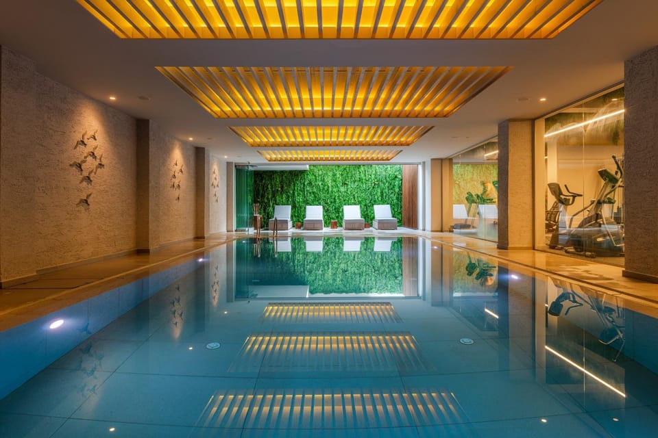 Spa and wellness centre/facilities, Swimming pool