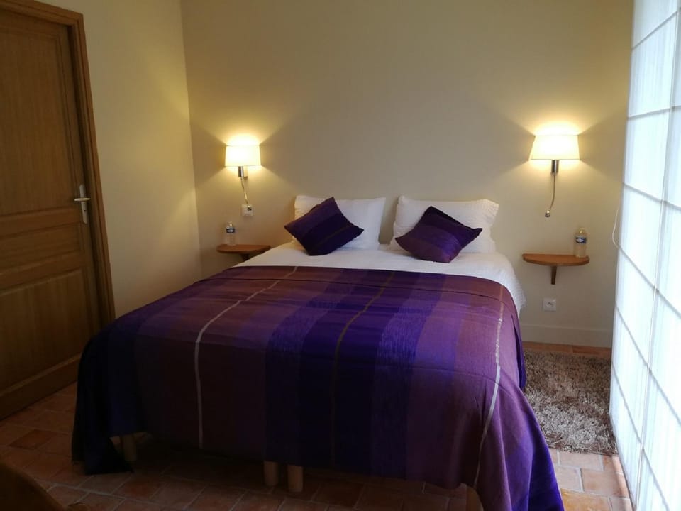 Auberge du Vieux Tour Le Manoir Bed and Breakfast in Normandy