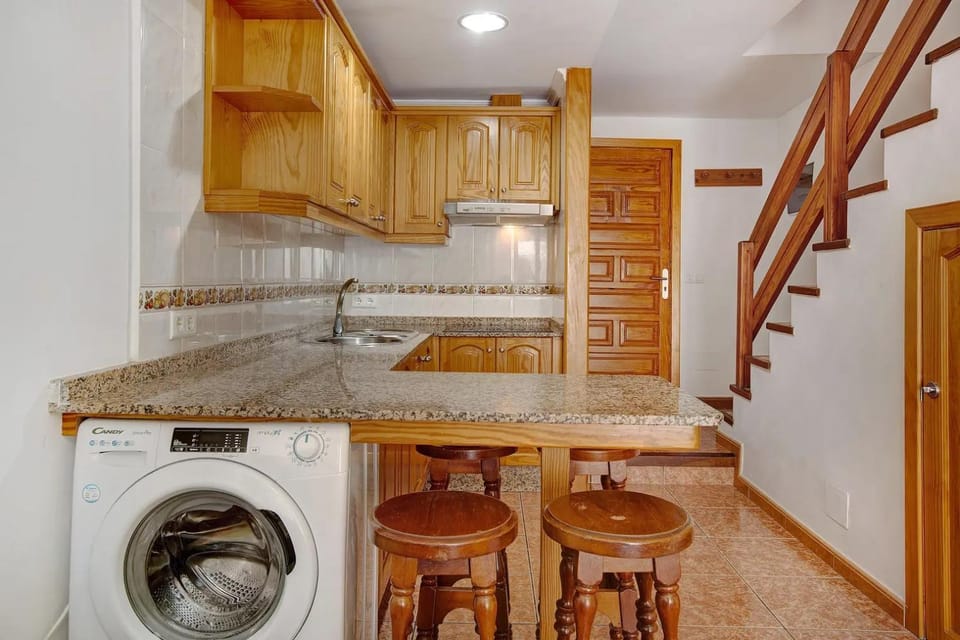 Apartamento económico con fibra rápida smart TV y terraza ideal familias Puerto Rico Montecarlo 11 Apartment in Puerto Rico de Gran Canaria