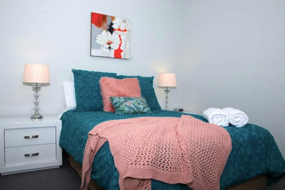 CENTRAL CBD EXEC STUNNING VIEW WIFI NETFLIX WINE Apartment in Perth