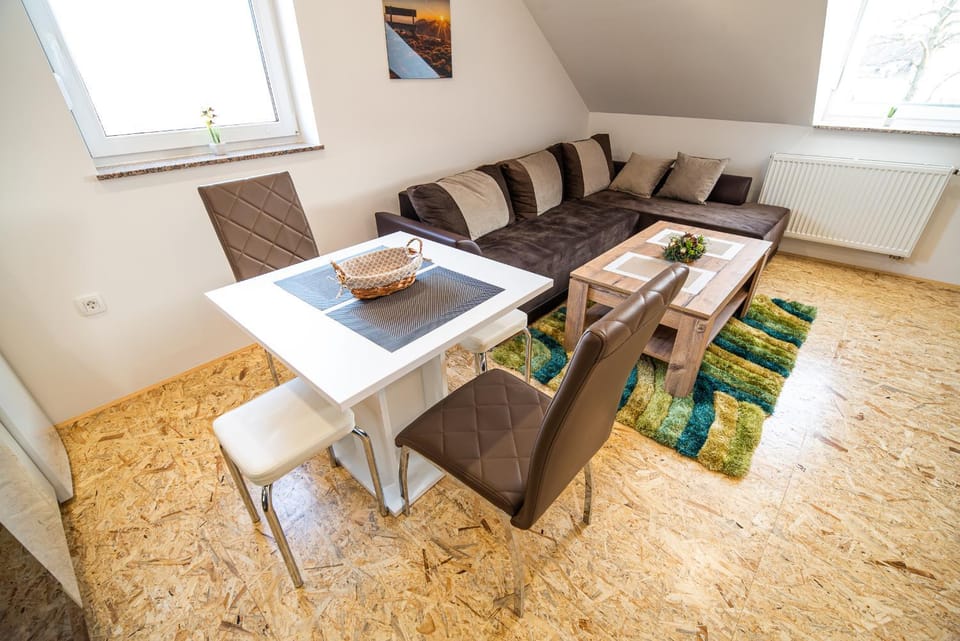 Living room, Seating area, Dining area