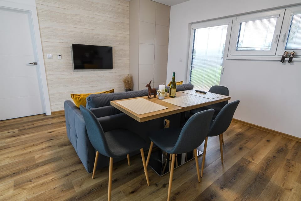 Apartmány NMNM REZIDENCE NAD MĚSTEM Apartment hotel in South Moravian Region