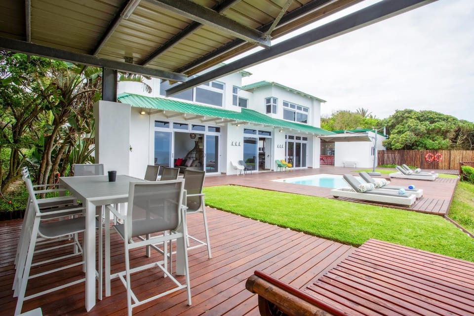 Property building, Patio, Seating area, Dining area, Pool view, Swimming pool, sunbed