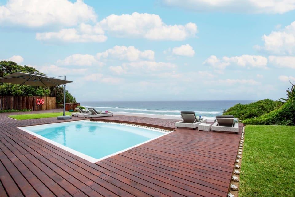 Pool view, Sea view, Swimming pool, sunbed