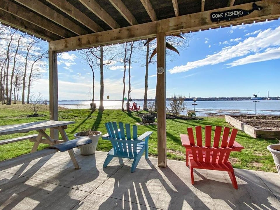 Patio, Natural landscape, View (from property/room), Balcony/Terrace, River view, Sea view