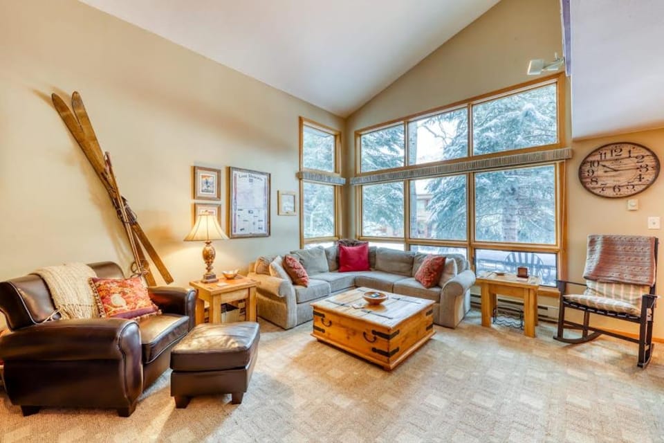 Meadow Drive 18 House in Vail