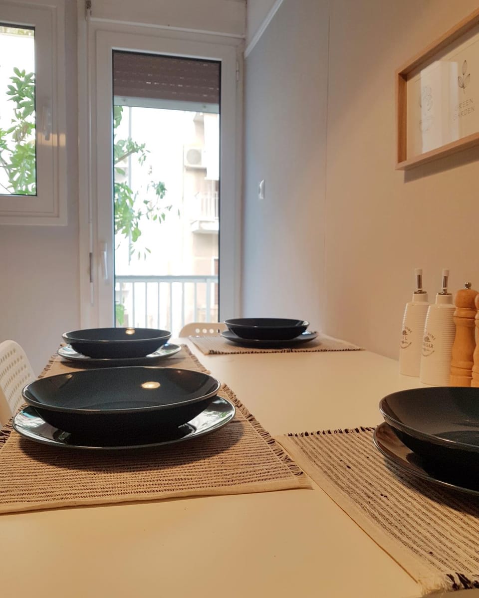 Colourful Apartment in the heart of Athens Apartment in Athens