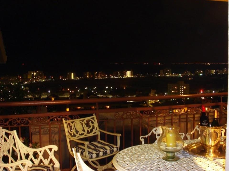 Night, Balcony/Terrace