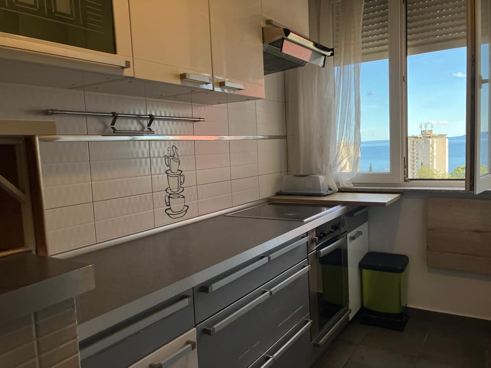 Rijeka Sea view for 2 Apartment in Rijeka
