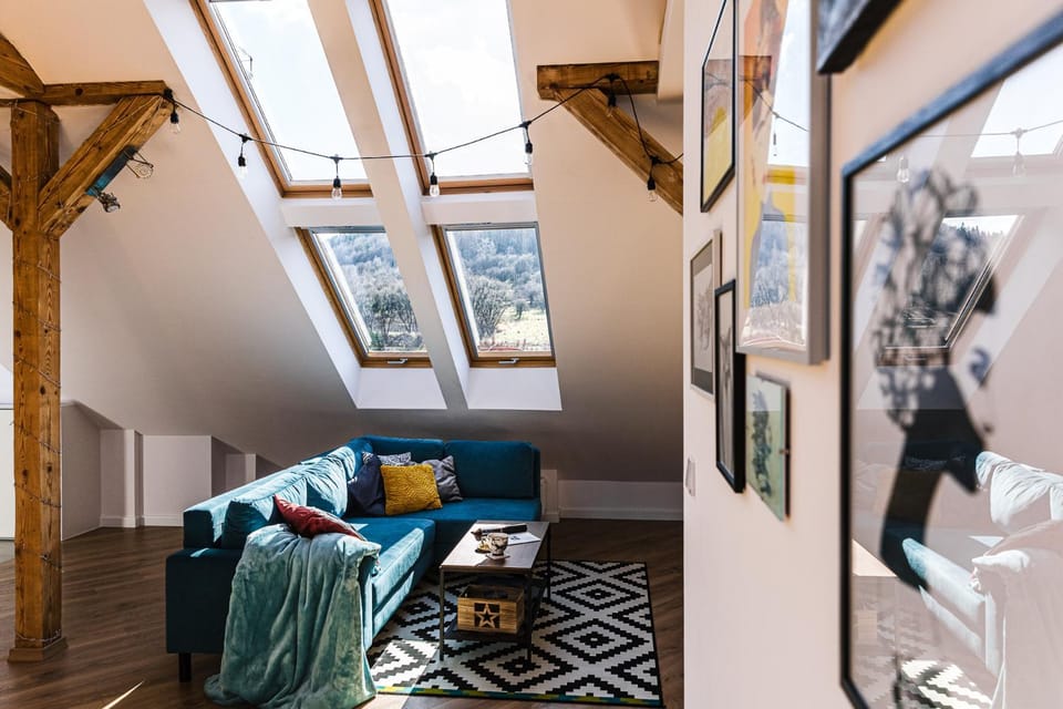 Living room, Decorative detail, Seating area, Mountain view