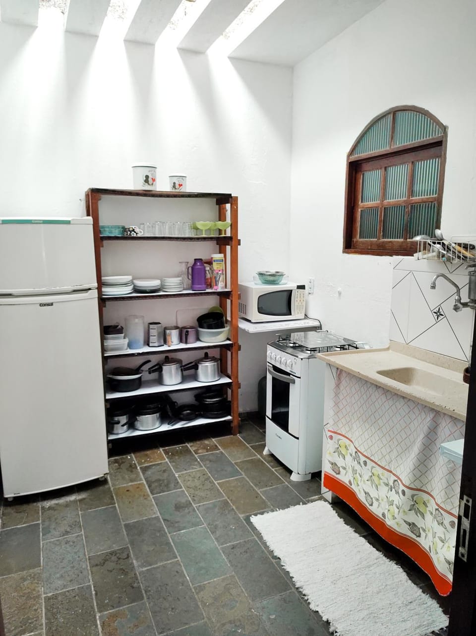 Kitchen or kitchenette, minibar, pet friendly, stove