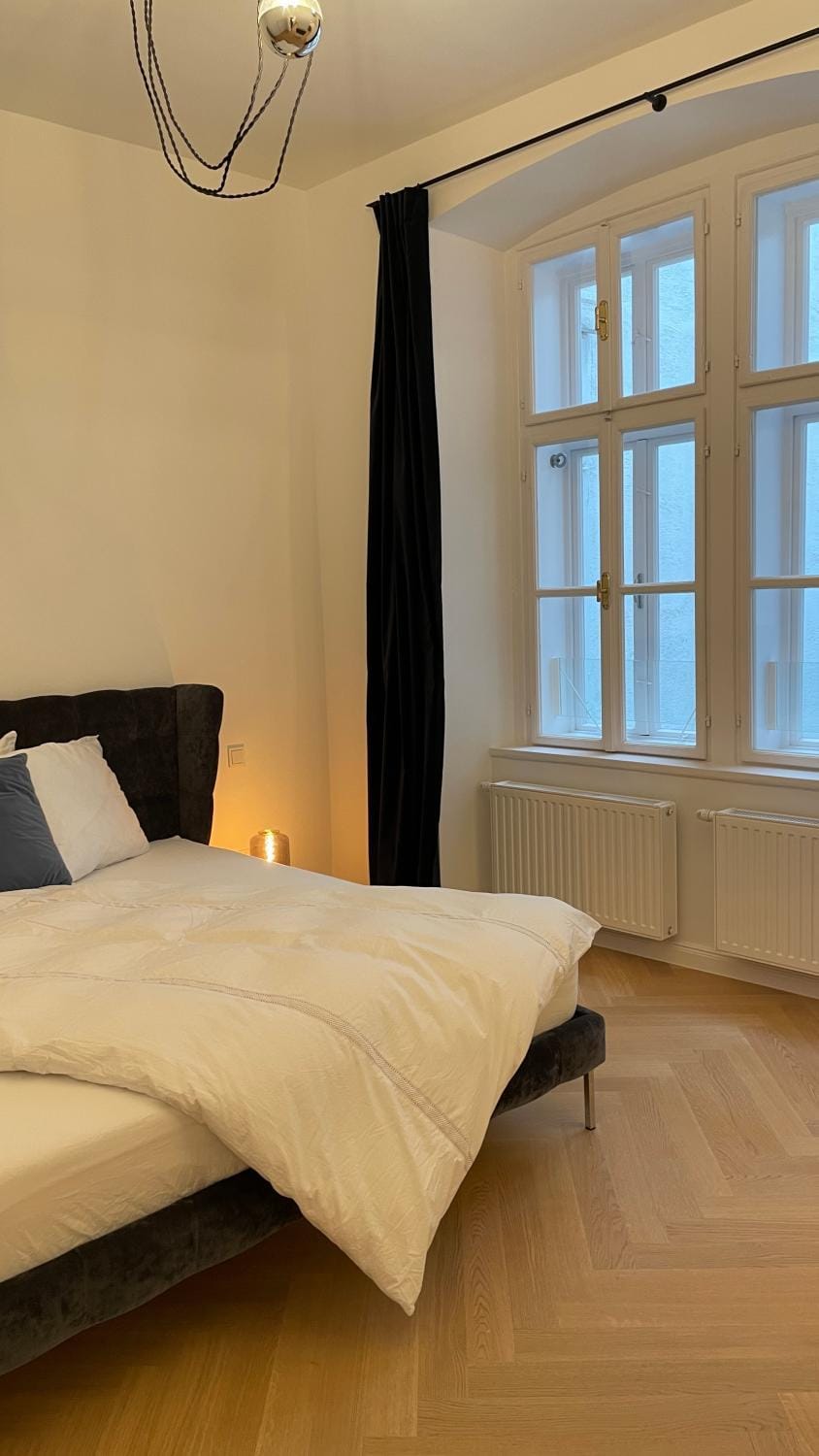Bed, Photo of the whole room, Bedroom, internet
