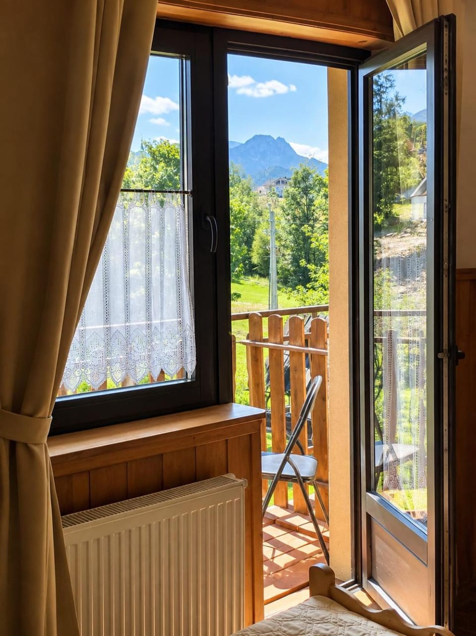 Garden view, Mountain view