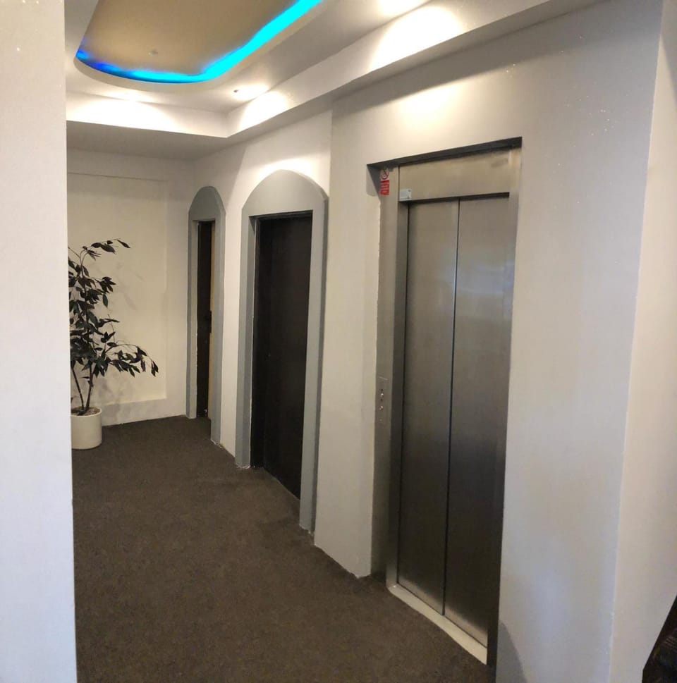 elevator