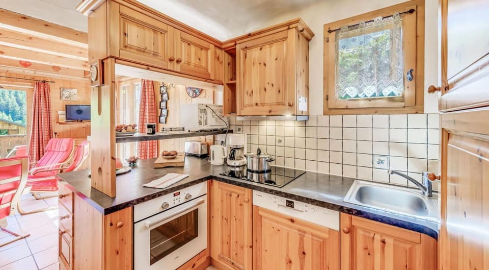 Résidence Les Soldanelles - Chalets pour 10 Personnes MAE-2760 Chalet in Champagny-en-Vanoise