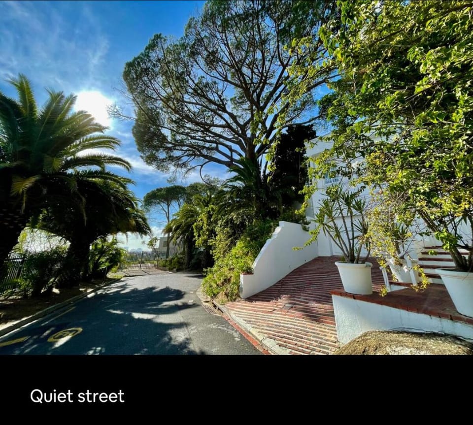 Table Mountain Cottage House in Cape Town