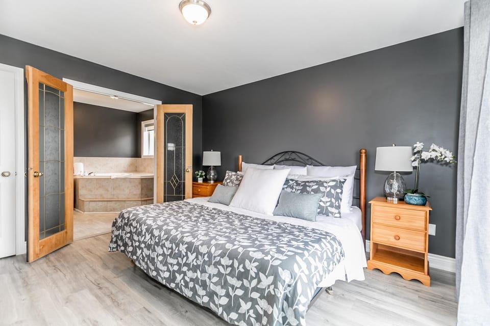 Bed, Bedroom