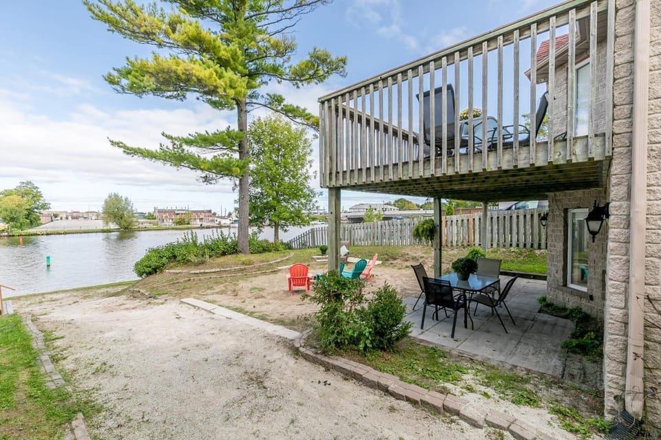 River view, River view