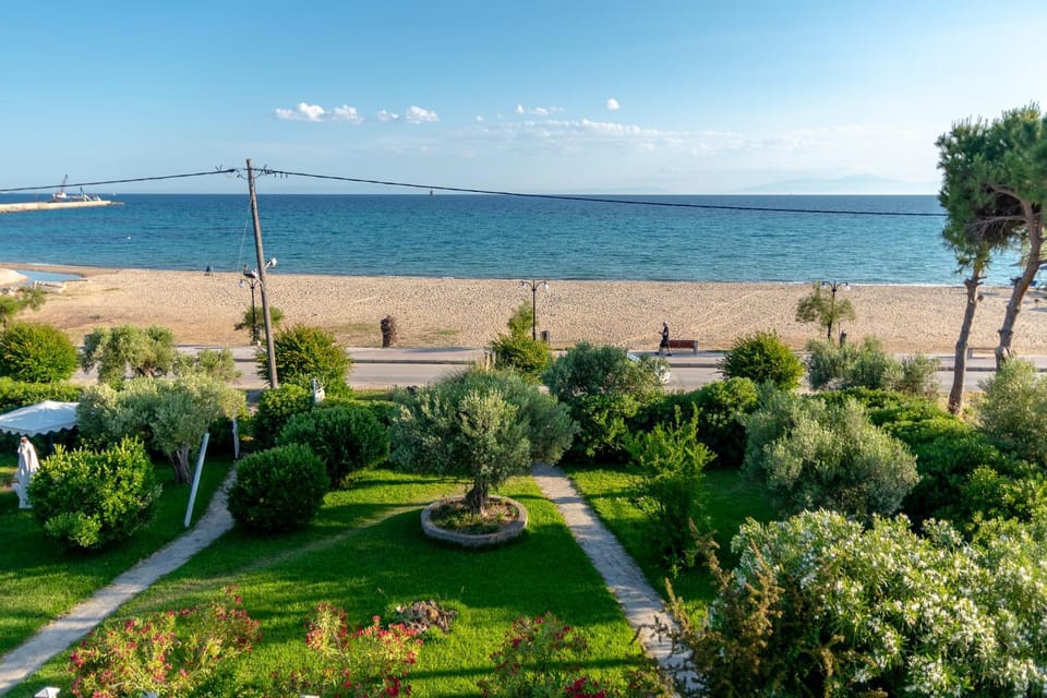 Patio, Beach, Beach, Garden view, Sea view, Location