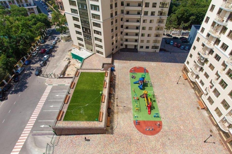 Day, Children play ground