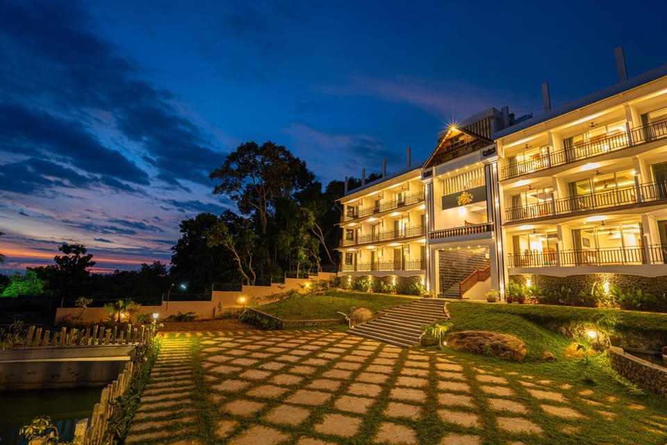 Property building, Night