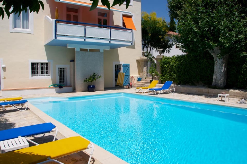 Property building, Swimming pool, Swimming pool