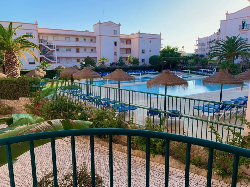 Balcony/Terrace, Pool view