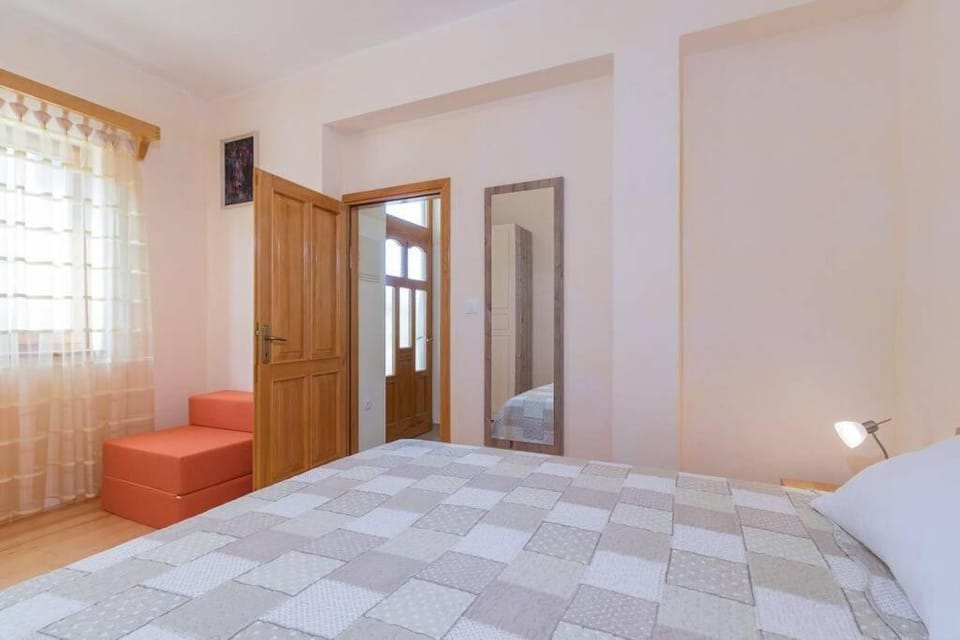 Apartment Lino Apartment in Premantura