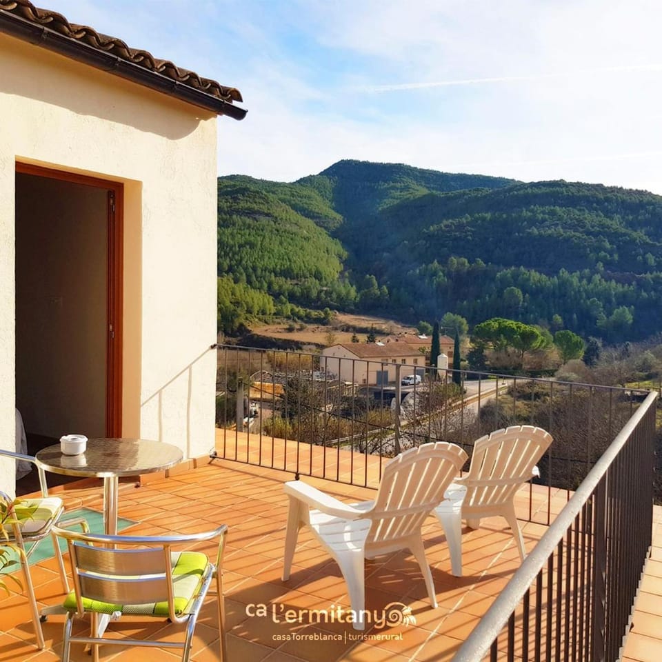 Balcony/Terrace, Mountain view